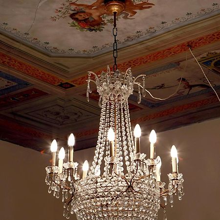 Bellezza Suites Каляри Екстериор снимка