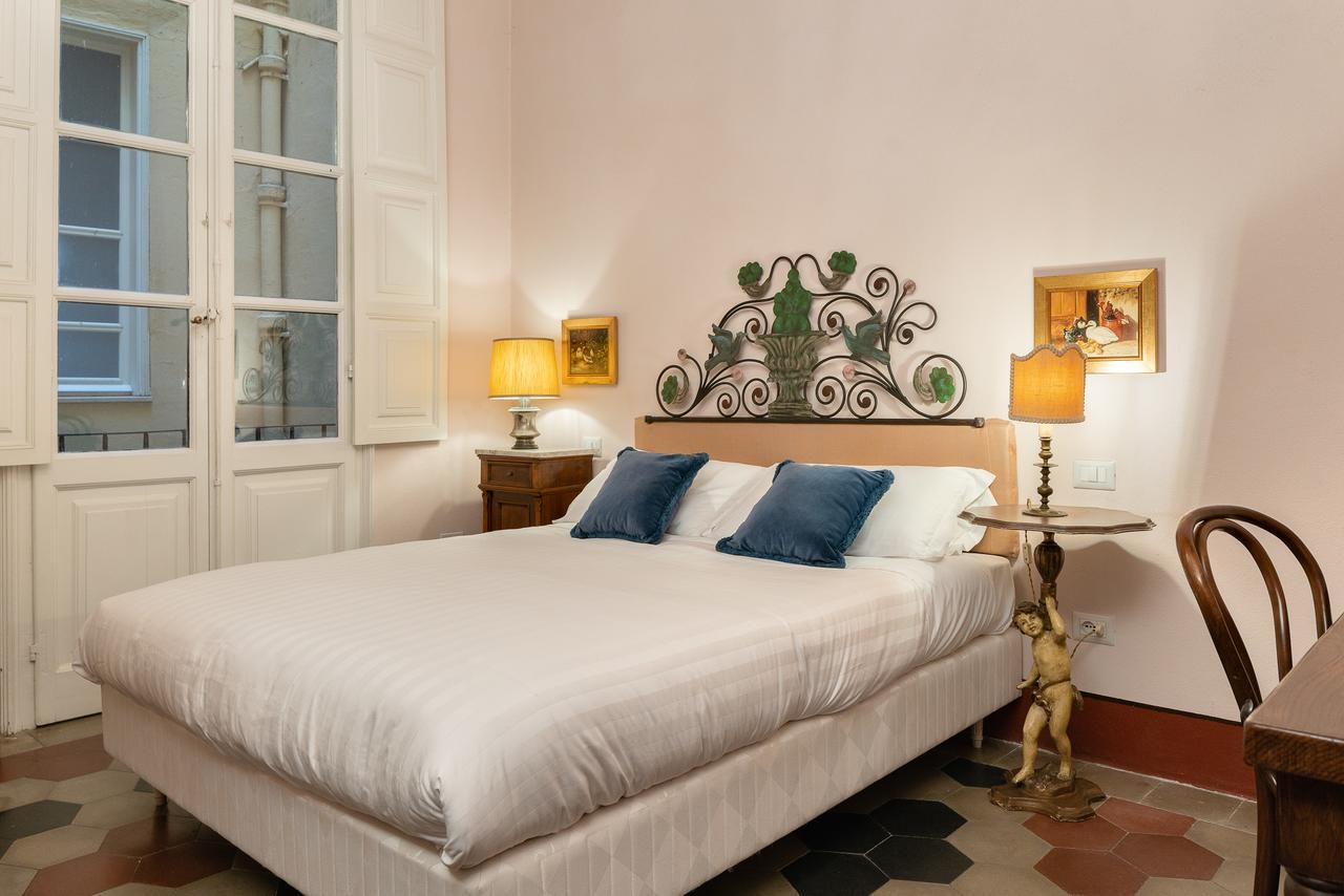 Bellezza Suites Каляри Екстериор снимка