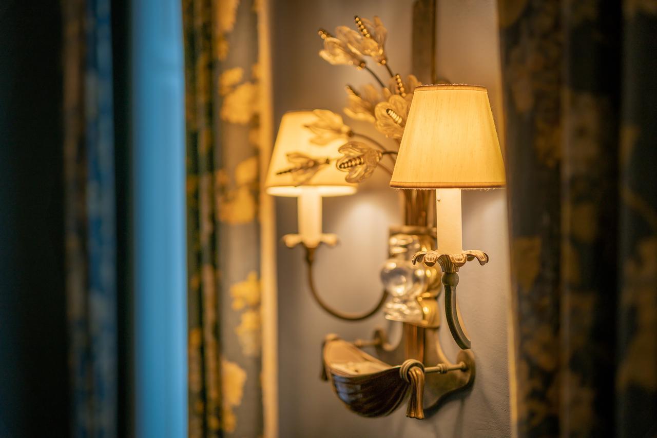 Bellezza Suites Каляри Екстериор снимка